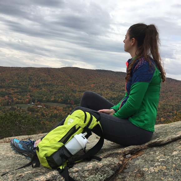 Meet your posher! - Picture 4 of 6